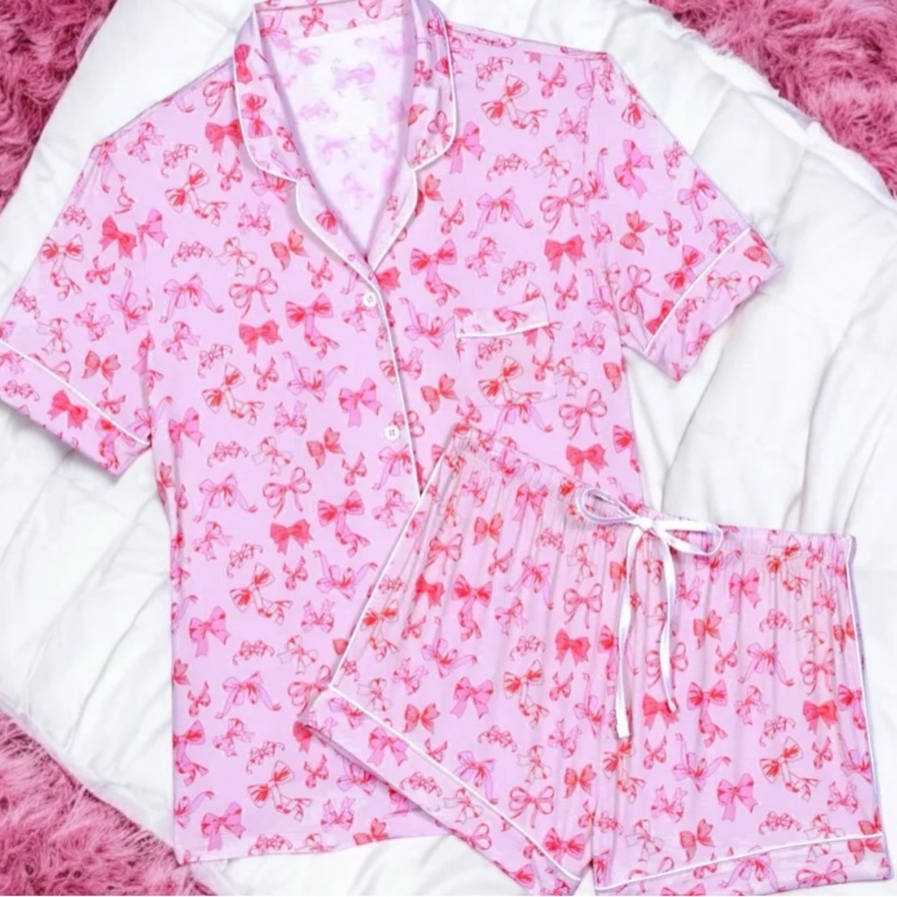 NEW TWEEN LYNN SHORTS LOUNGE SET - size XL